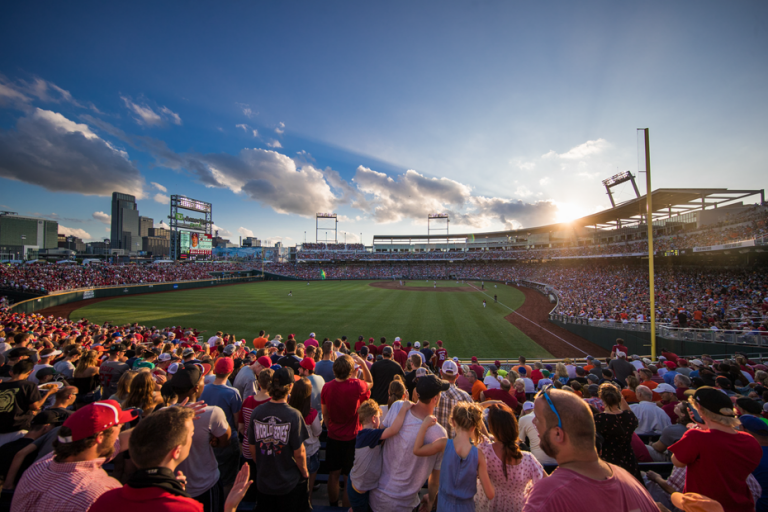 Roundup from social media after Hogs’ title game loss