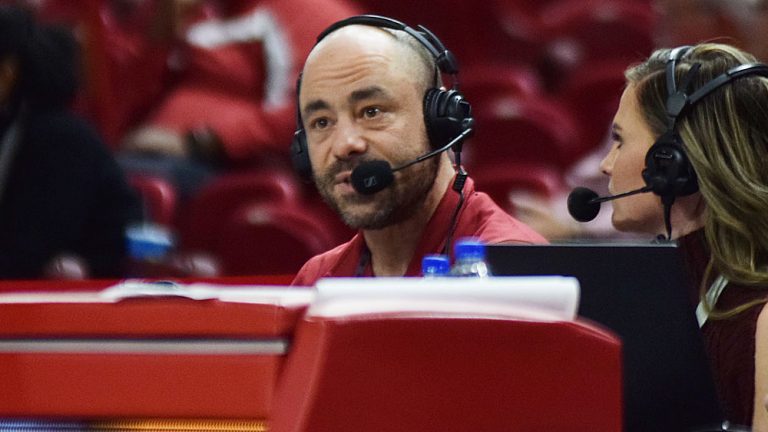 Halftime’s Elson named top sportscaster by National Sports Media