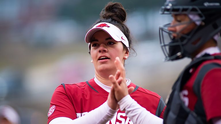 Razorbacks defeat Missouri State 2-1, now head for series with Florida