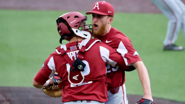 Five-run rally keys 14-12 comeback win over Vanderbilt on Sunday