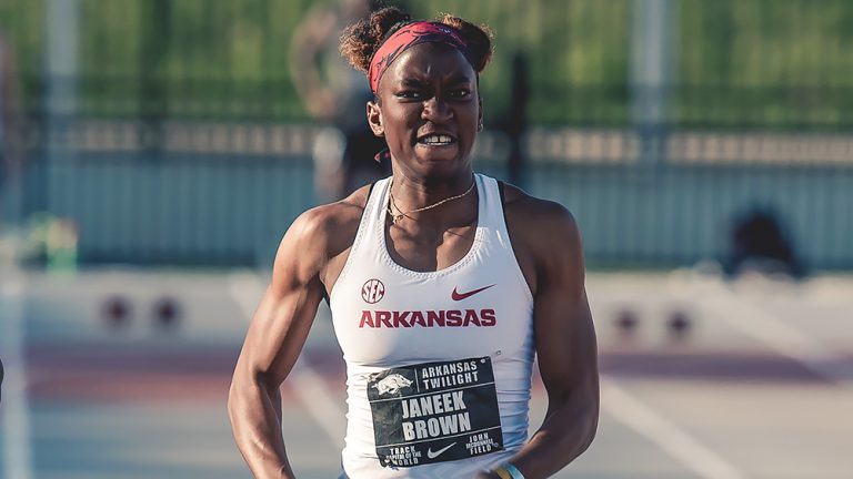 Razorbacks get five Top 10 performances in sprints, relays in Baton Rouge