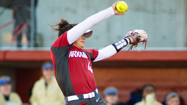 Haff shuts out Aggies, Warrick homers to lift Razorback to win