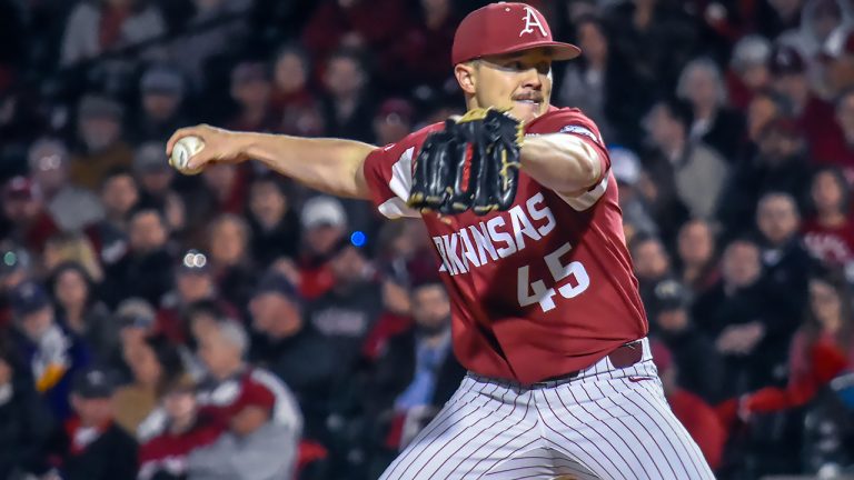 Big innings late propel Razorbacks past LSU for first time since ’11