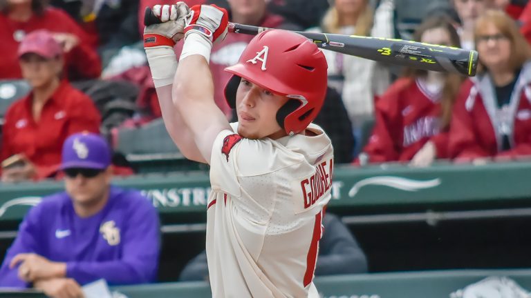 Home runs lift Razorbacks past Aggies to open series