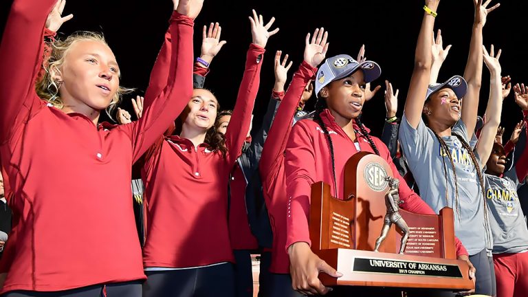 Razorbacks run away from field to win SEC Championships