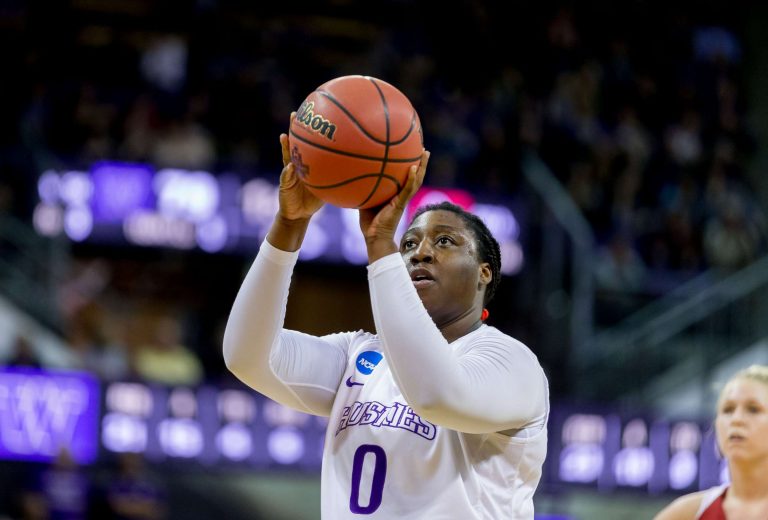 Neighbors tabs former Washington player to fill final staff spot