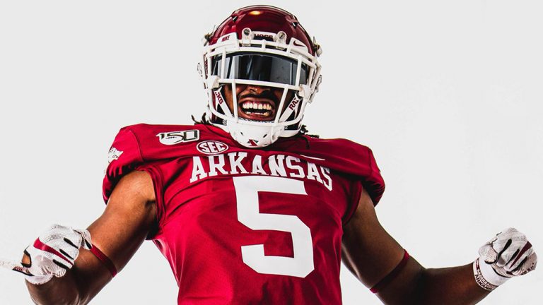 Razorbacks’ new uniforms go back to classic look … which is awesome