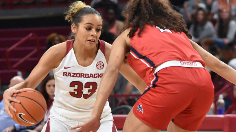Ramirez, Dungee pace Hogs in another big win; face Belmont next