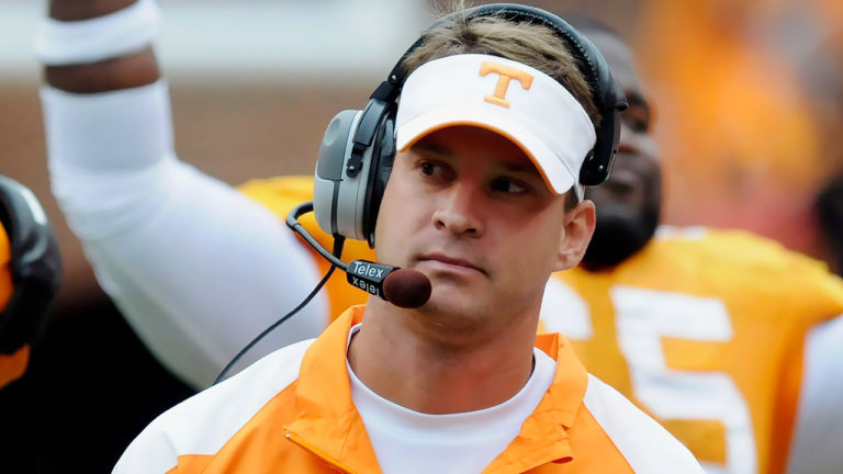 Leach agrees to extension at Washington State; Kiffin still considered main target