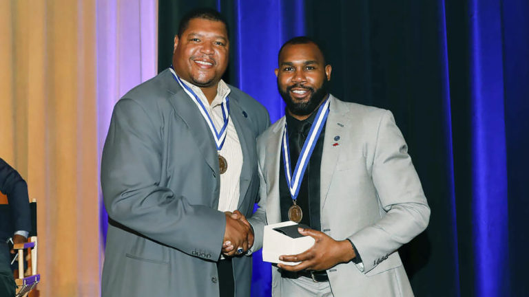 Hogs’ McFadden officially inducted into College Hall of Fame