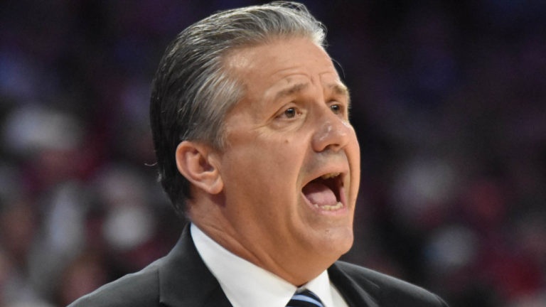 Calipari’s ejection works heavily in Kentucky’s favor, sinking Hogs