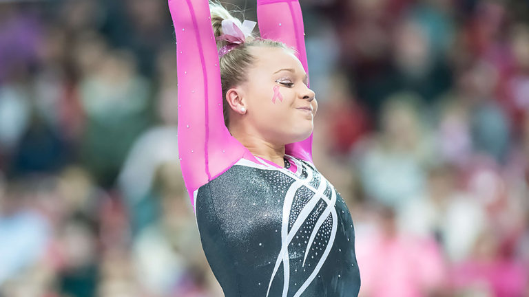 Laird puts up another 9.9 on bars as Razorbacks fall to Oklahoma on Monday
