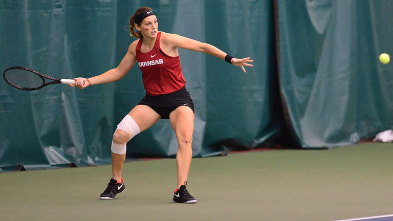 Arkansas women’s tennis drops first match against Pepperdine on Sunday