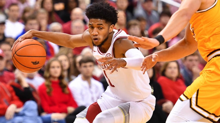 Razorbacks open SEC play at Bud Walton against Texas A&M