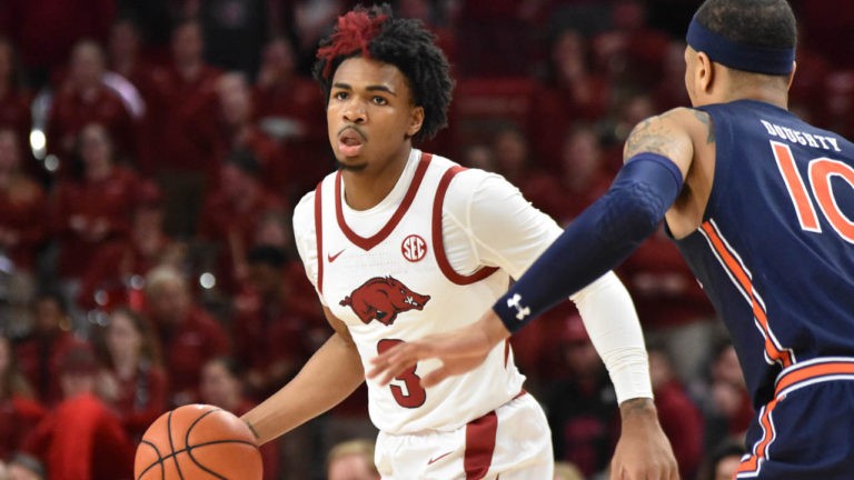 Hogs not able to take advantage of Jones’ big night in overtime loss to Auburn