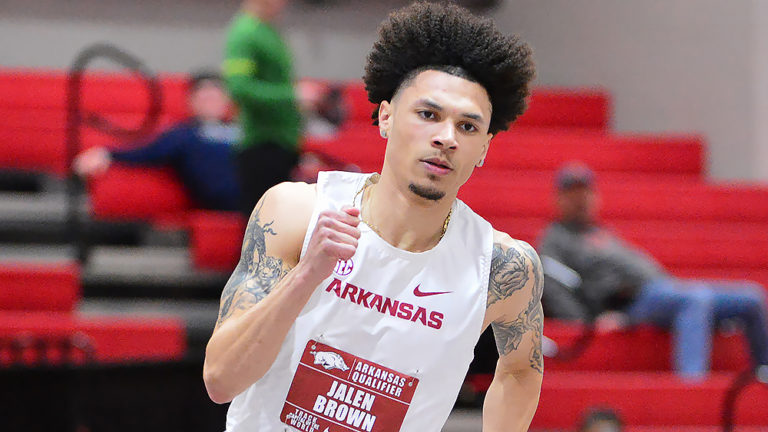 Arkansas shows depth in 400-meters in qualifying meet Friday