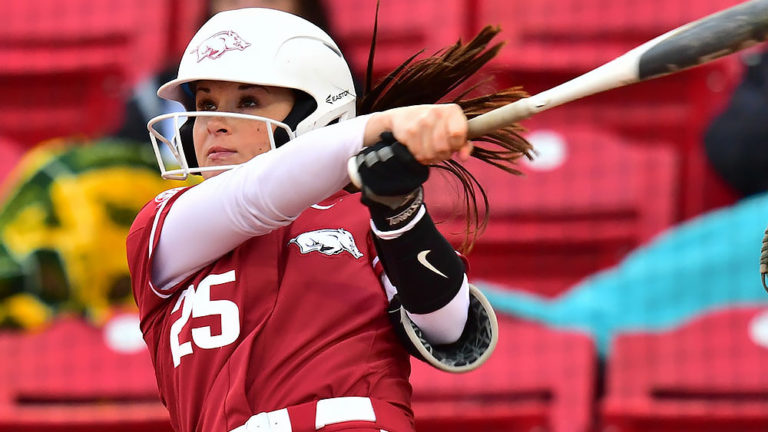Late seventh-inning clutch hits lift Baylor past Arkansas, 3-2