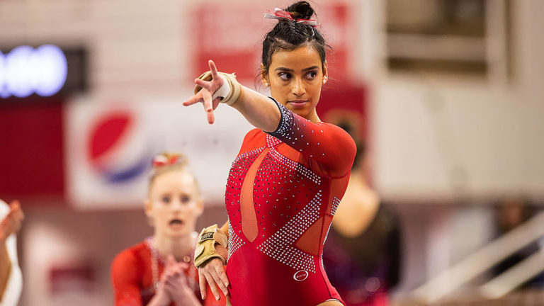 Carter ties career high on floor, wins 23rd career title in team loss at LSU