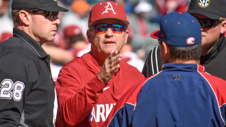 Van Horn on Hogs dropping fifth straight game in blowout loss to Jaguars