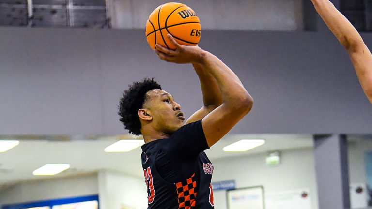 Profiles of Razorbacks’ latest basketball signings Wednesday