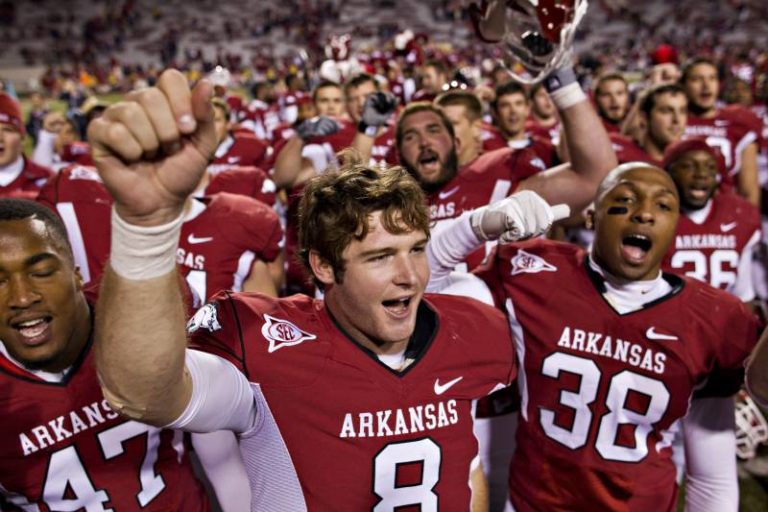 Busch Light Apple Morning Rush Podcast — Sports Positives, Arkansas QB room, Tyler Wilson, and more!
