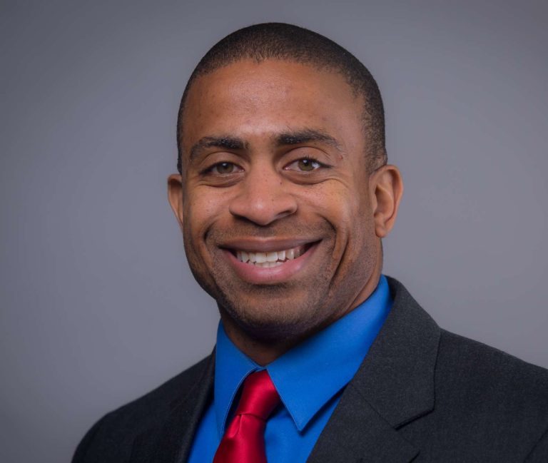 Former Razorback WR Richard Smith joins The Morning Rush