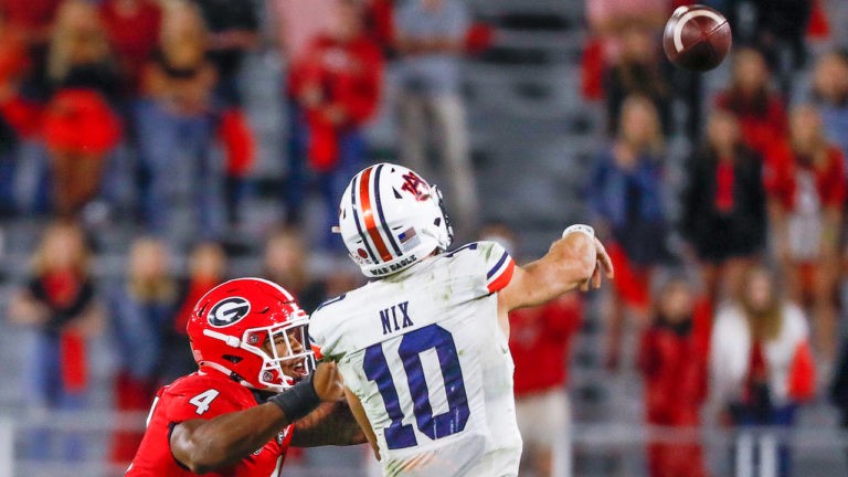 Auburn’s offense doesn’t have a clue in dry weather, much less rain