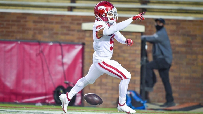 HOG REACTION: Arkansas beats MSU 21-14 in Starkville!!!