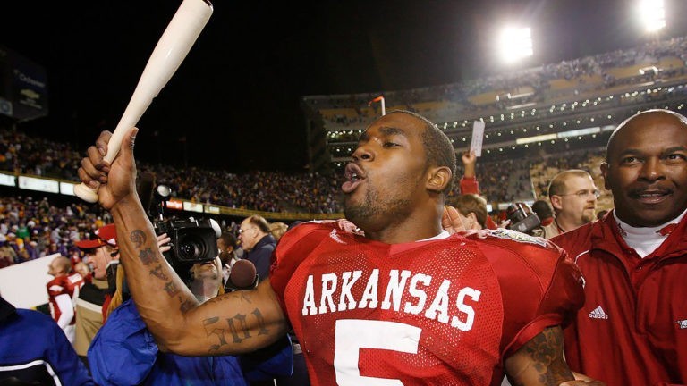 Razorbacks to recognize McFadden’s No. 5 with jersey patch, stadium display
