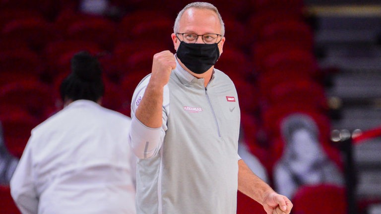 Neighbors previews matchup with UALR on Saturday, UAPB on Monday