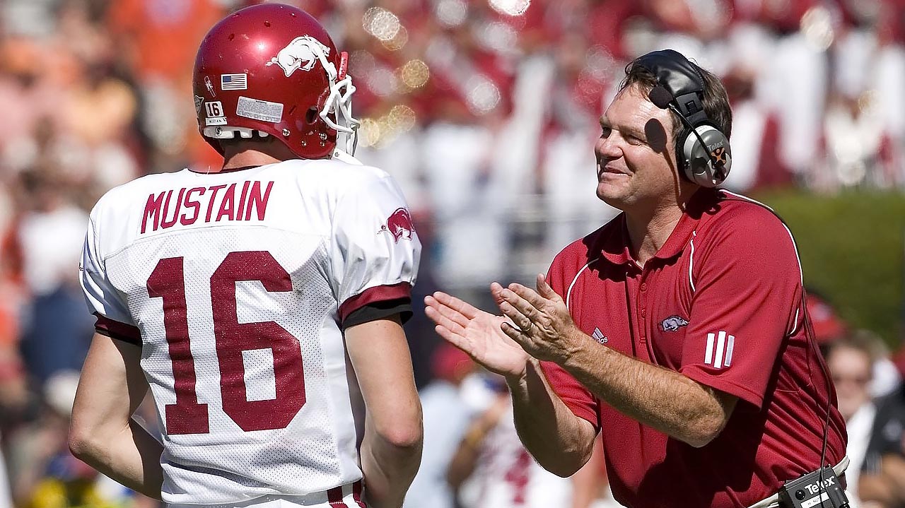 Nutt joins The Morning Rush to preview Texas, having crowd, band back