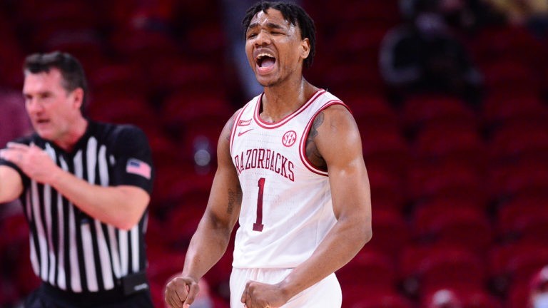 Hogs trail at halftime, but bounce back to get by Oral Roberts