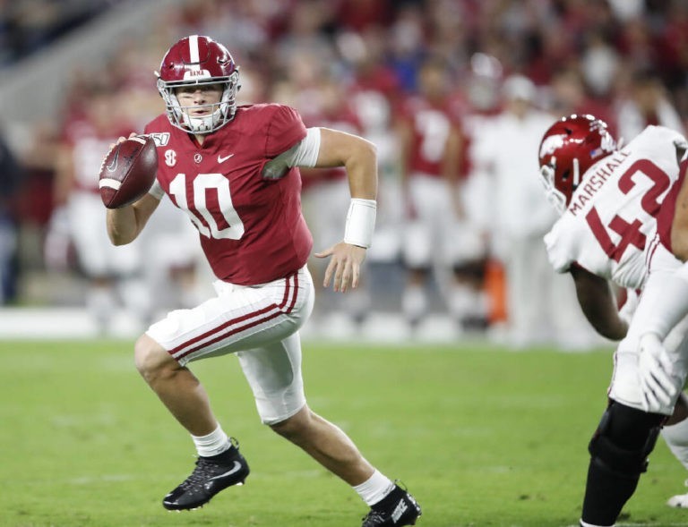 Bud Light Seltzer Morning Rush Podcast – Will Mac Jones look past Arkansas?