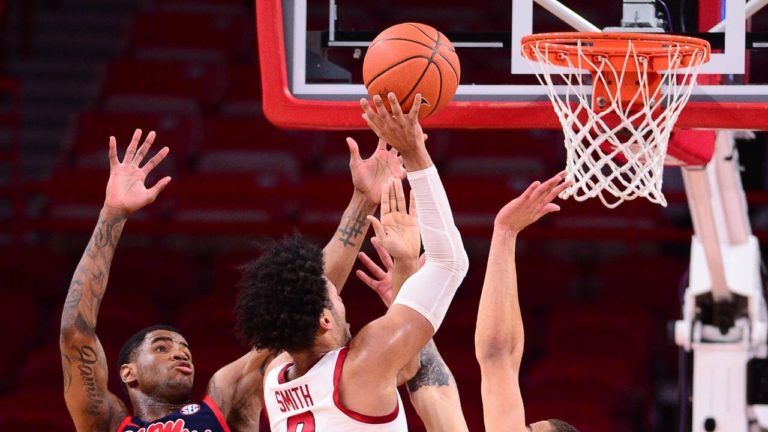 Holt recapping Razorbacks’ win over Ole Miss to get on three-game win streak