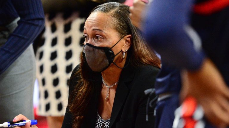 Williams-Flournoy on Auburn’s difficult task defending Hogs’ offense