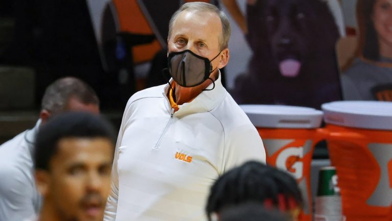 Vols’ Barnes on how getting win in close game over Hogs is ‘huge’ for team