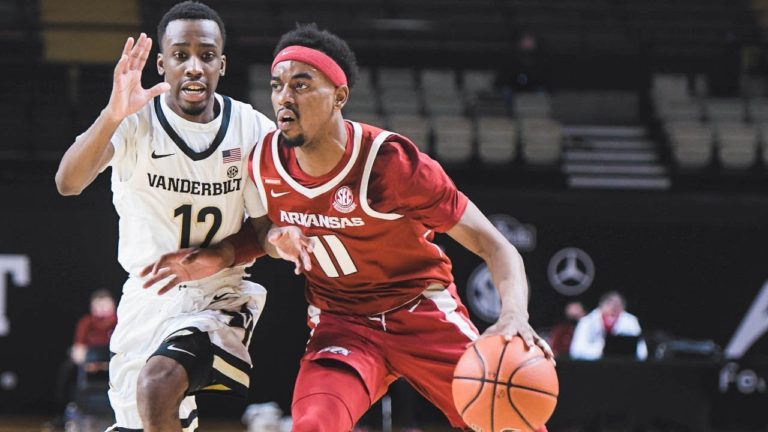 Musselman recapping Razorbacks’ win over Vandy behind Moody, Tate