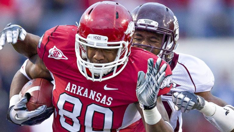 Former player Gragg delivers his pitch on what he could bring to Hogs’ staff