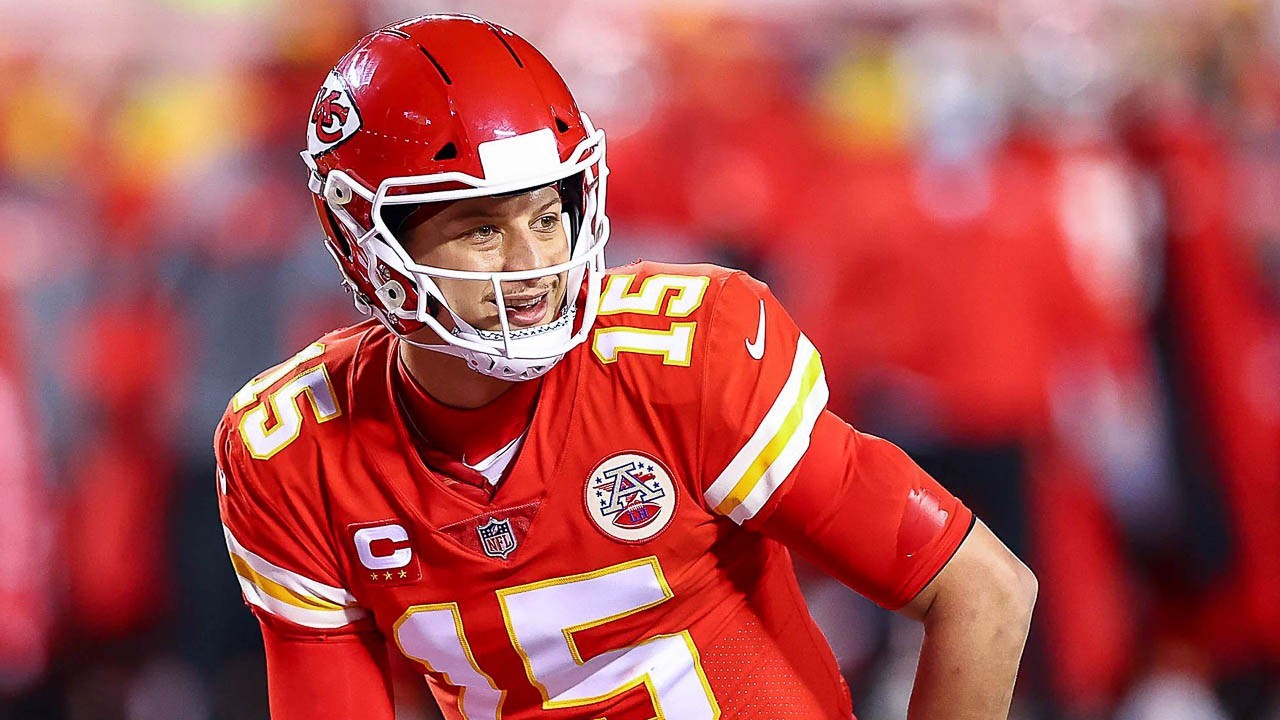 The Morning Rush is LIVE. Why is Peacock ruining the Chiefs game this weekend?