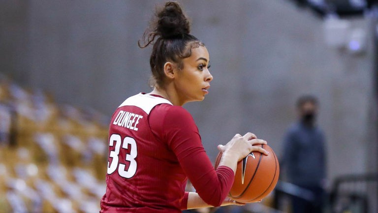 Slocum, Dungee pace Hogs, holding off Missouri for first SEC road win