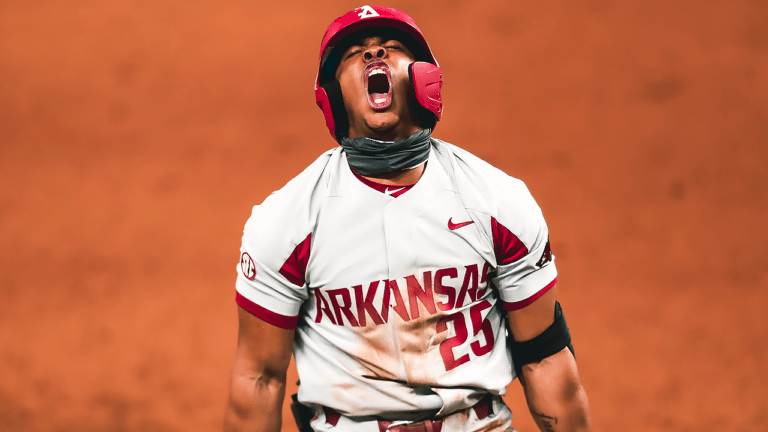Hogs complete sweep at State Farm Showdown with 4-1 win over TCU