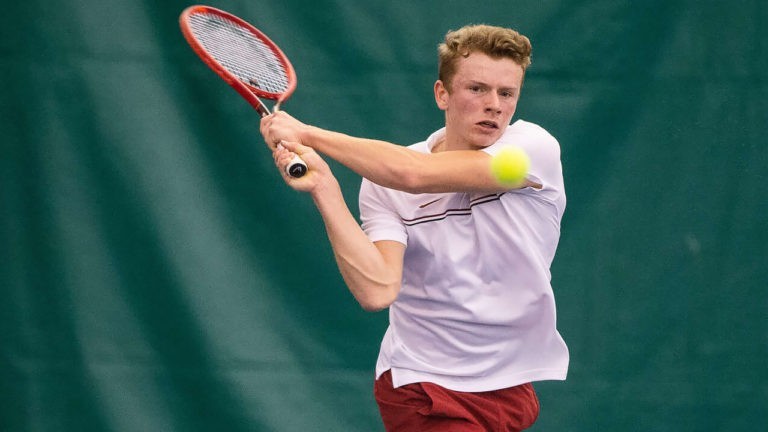 Arkansas falls in long match with four tiebreakers against No. 25 Memphis