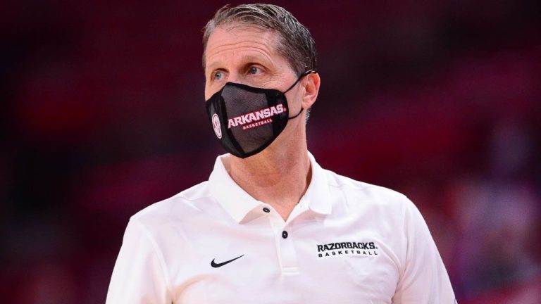 Musselman on Hogs having another slow start, bouncing back for win