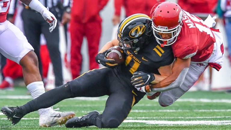 RECRUITING THURSDAY: Davenport on price too high playing away from home