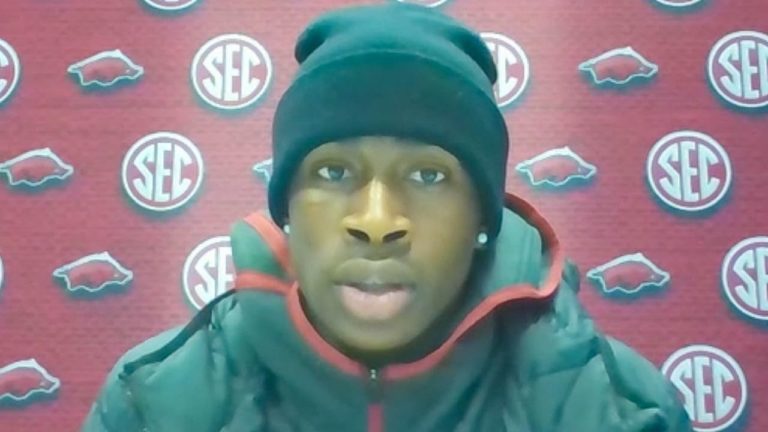 Davis after making steal at end to seal Hogs’ win over Kentucky
