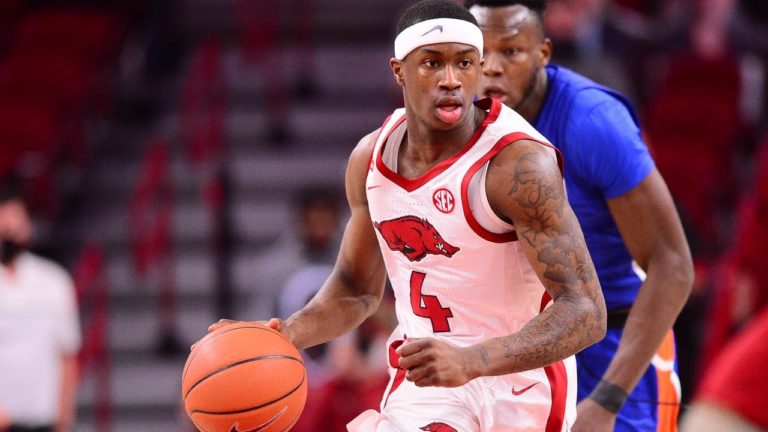 Davis on making plays late, playing against good buddy with Gators