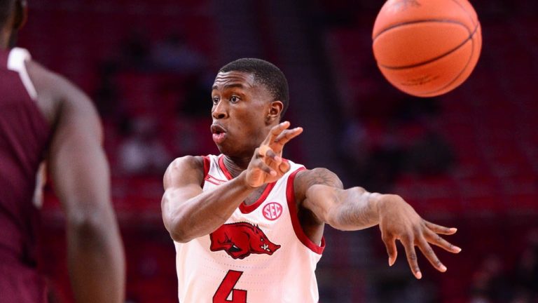 Davis on his aggressiveness going after rebounds when he’s on floor for Hogs