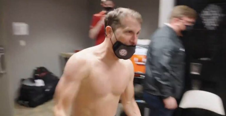 Bud Light Seltzer Morning Rush Podcast – Shirtless Muss after 6th straight SEC win