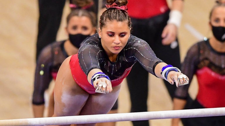 Razorbacks set program record in win over Auburn