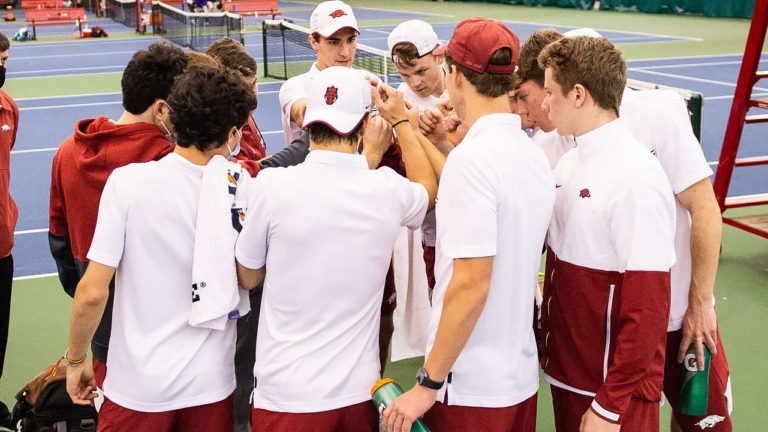 Razorbacks shut out in Friday road trip at Kentucky, 7-0